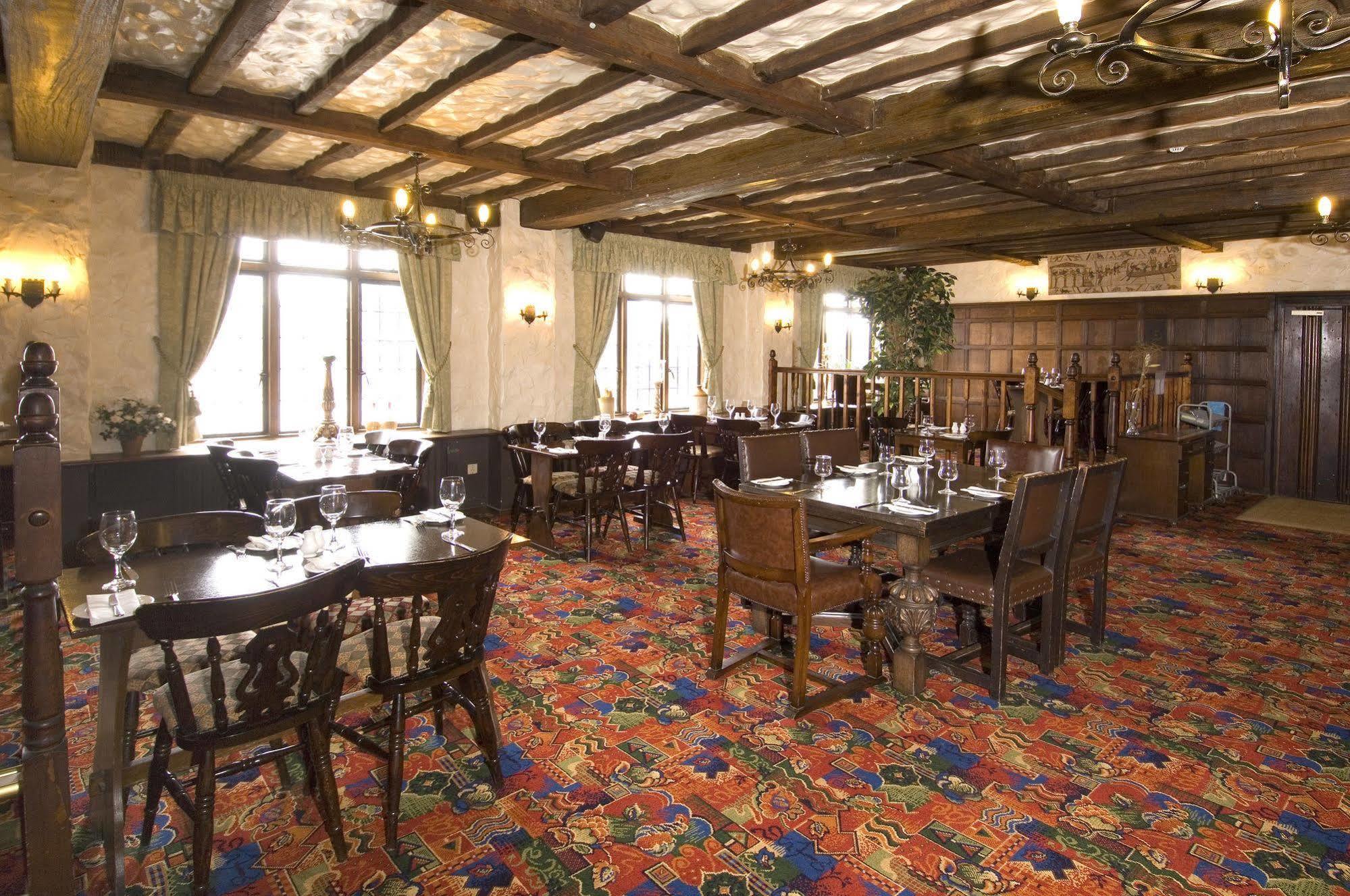 The Horseshoe Inn Herstmonceux Exterior foto