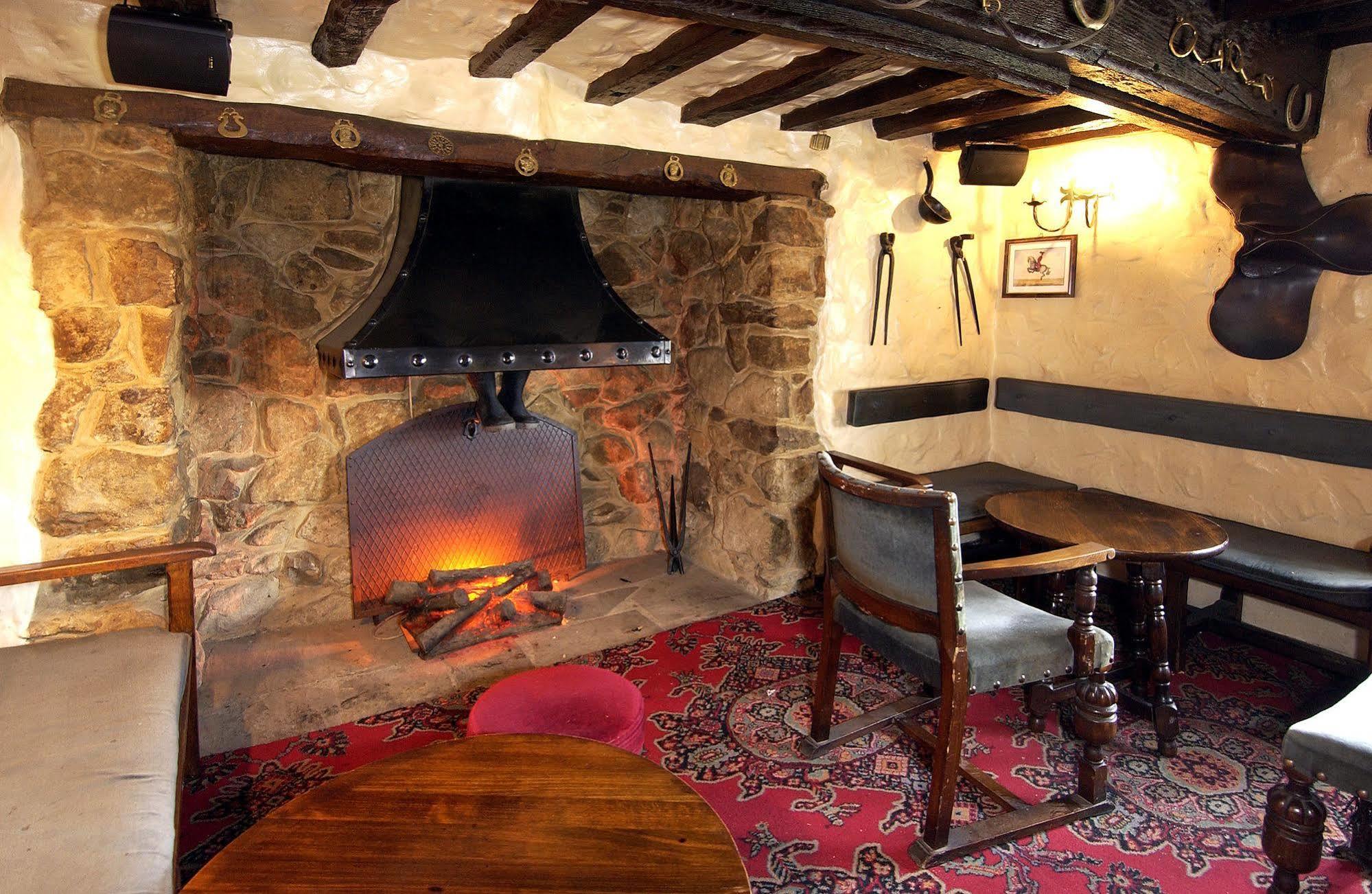 The Horseshoe Inn Herstmonceux Interior foto