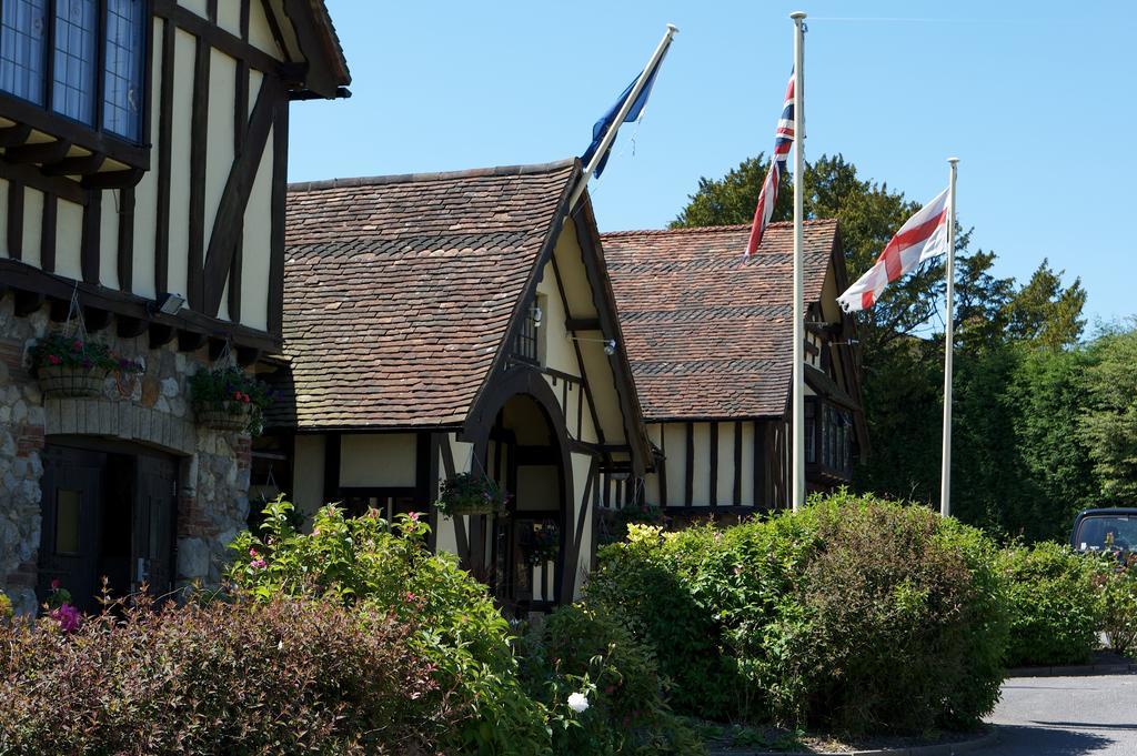 The Horseshoe Inn Herstmonceux Exterior foto
